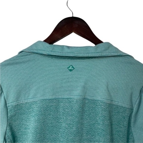 PrAna Blue Stretch Roll Tab Long Sleeve Striped Button Up Two Tone Geometric Top - Picture 7 of 9